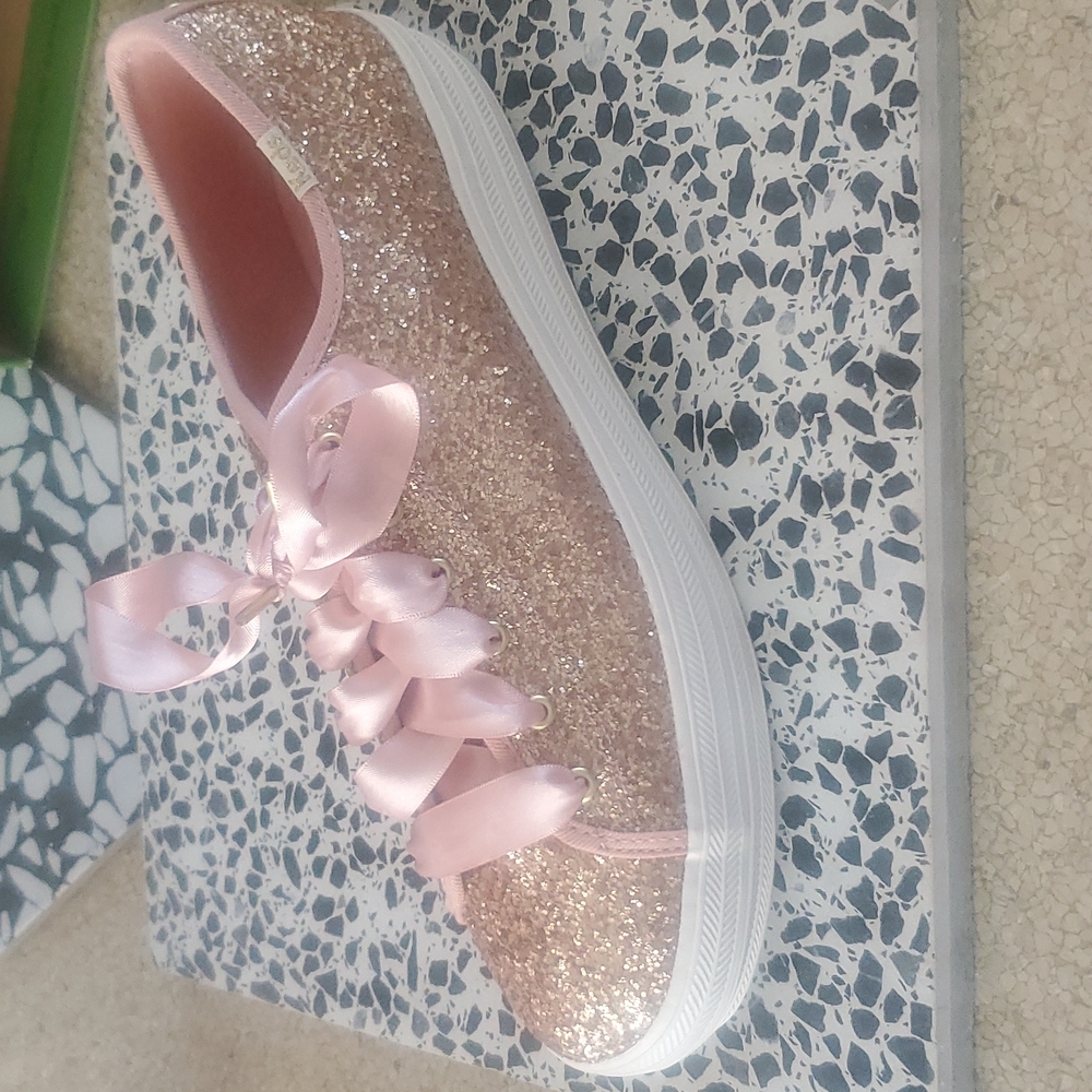 Keds Rose Gold NIB 9.5 Wms Glitter